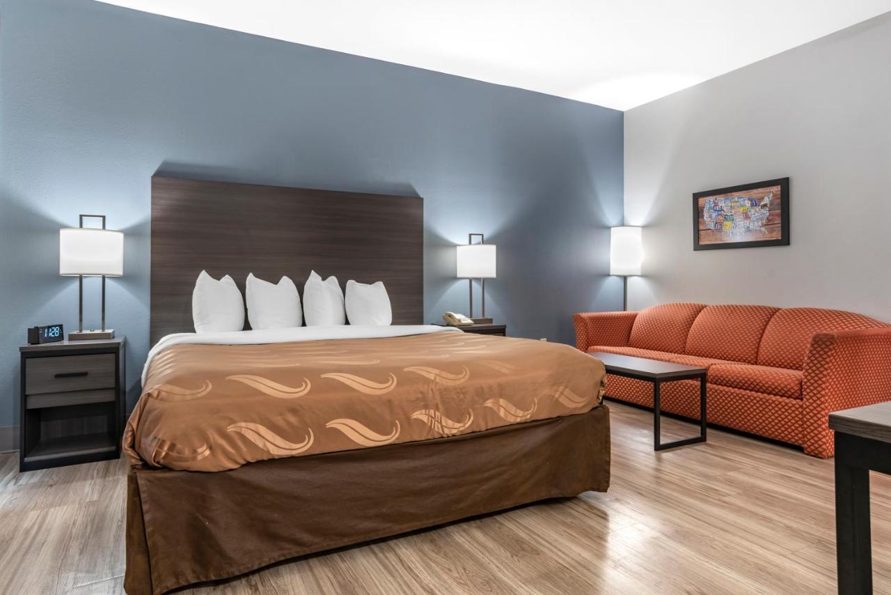 Quality Inn & Suites Demopolis Екстер'єр фото